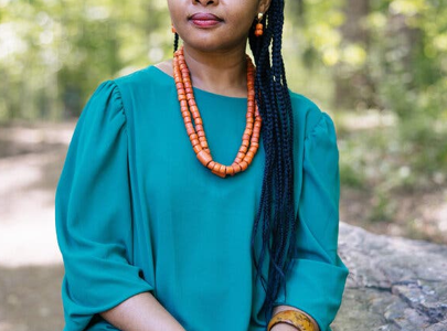 Una cosecha de nuevas novelas sobre la raza y el racismo encuentra la libertad en la sátira