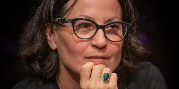 Ana Pérez Cañamares: bebe el mundo y lo convierte en palabras